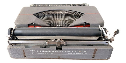 Máquina De Escrever Hermes Anos 1940 (Usado)