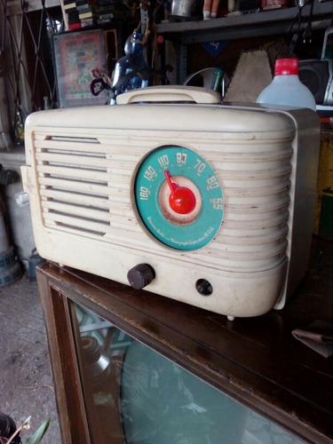 Antigua Radio Emerson Vintage Valvulas Decoracion Coleccion