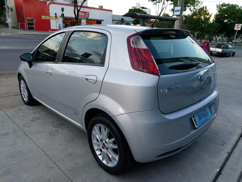 Fiat Punto Essence 1.6 16v Dualogic 2011/2012