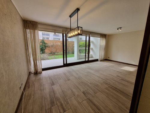 Estupendo Con Jardín, Loft En Subsuelo Pasos Mall Portal