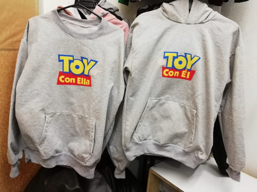Busos Toy Con Ella Toy Con Él Pareja