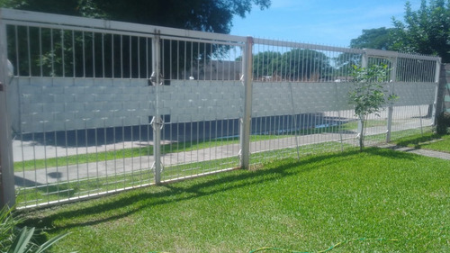 Casa En Famaillá Tucumán. Barrio El Cabildo 250 Viviendas
