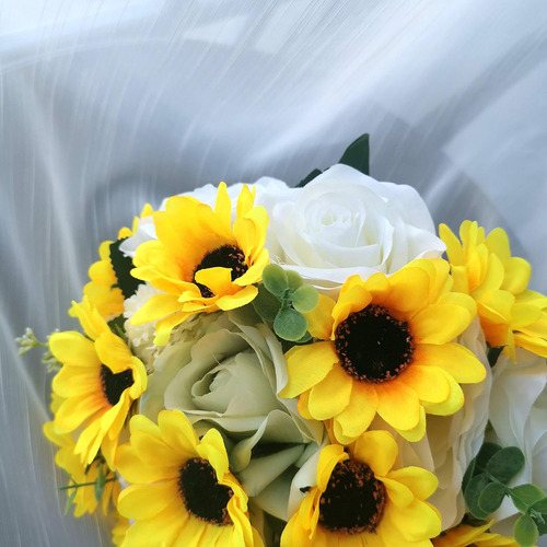 Ramo De Flores Artificiales De Color Amarillo Rosa Y Girasol