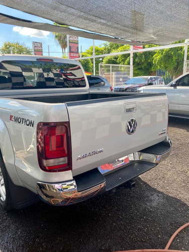 Imagen 5 de 10 de Volkswagen Amarok 3.6 V6 Highline 4emo