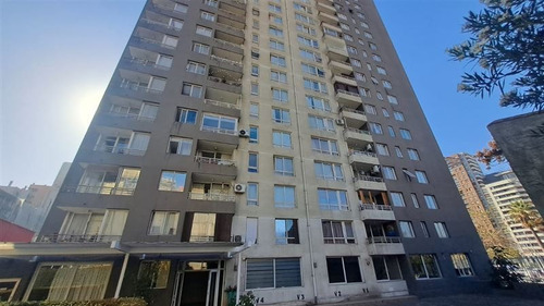 Excelente Depto , 3 Dormitorios , 2 Baños , Pleno Centro .
