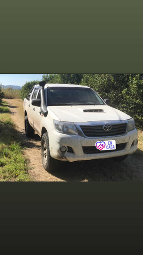 Toyota Hilux 2.5 Cd Dx Pack 120cv 4x4 - C3 2014