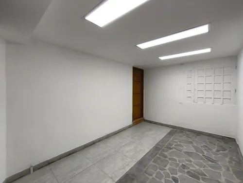 Casa En Arriendo En Lleras Restrepo. Cod A19837