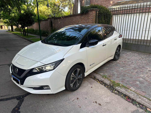 Nissan Leaf Exclusive