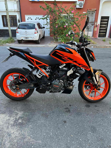 Imagen 13 de 16 de Duke Ktm 200 Ng Año 2022