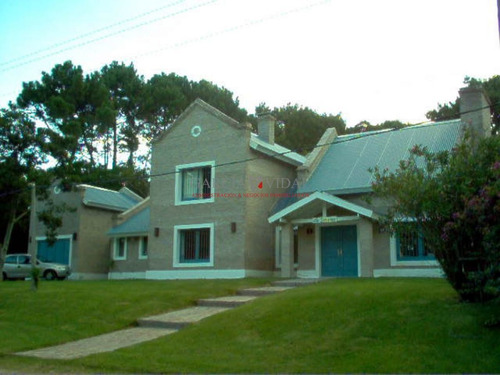 Imagen 2 de 16 de Venta De Casa 4 Dormitorios En Rincon Del Indio, Punta Del Este