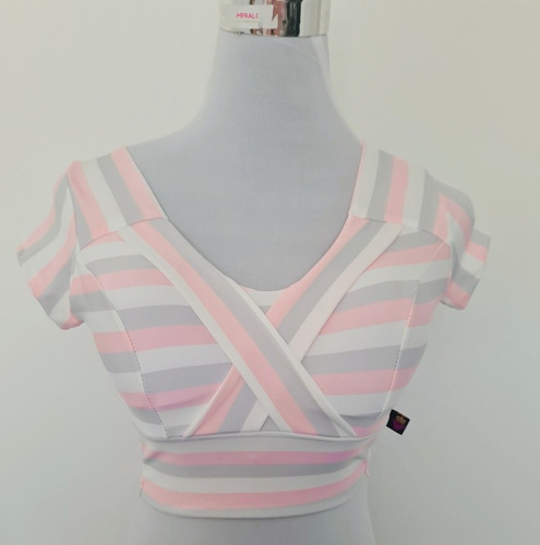 Crop Top, Polera, Peto, Con Manga Corta. Rosa, Blanco Y Gris