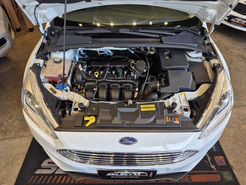 Ford Focus Ti At 2.0sc