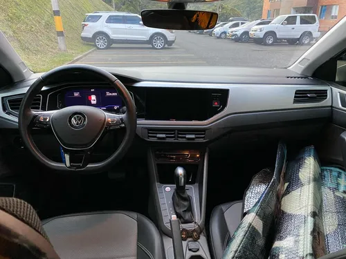 Volkswagen Virtus Virtus Highline Automático Único Dueño