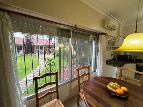 Chalet 4 Ambientes Con Garage Y Amplio Fondo En Venta Quilmes Residencial