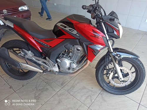 Imagem 5 de 8 de Honda Twister 250