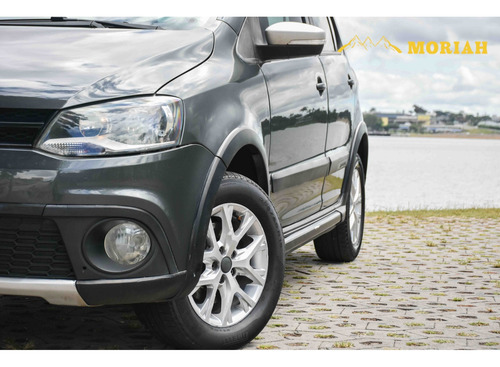 Volkswagen Crossfox 1.6 MI 8V FLEX 4P AUTOMATIZADO