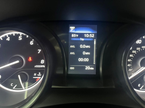 Imagen 6 de 10 de Toyota Camry