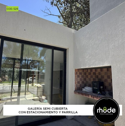 Casa A Estrenar En Costa Del Este - Calle Arrayanes E/ Pensamientos Y Malvones