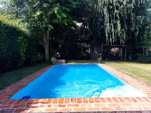 Casa En Náutico Escobar Country Club Con Pileta