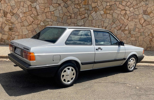 Volkswagen Voyage Gl 1989 - Placa Preta