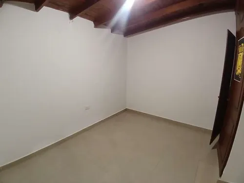 Apartaestudio En Arriendo Ubicado En Medellín Sector Laureles (27057).