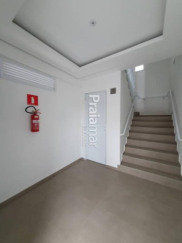 Imagem 8 de 11 de Apartamento 01 Dormitório | 01 Banheiro I 42,60m² | 01 Vaga | Vila Voturuá I São Vicente - 2517-82