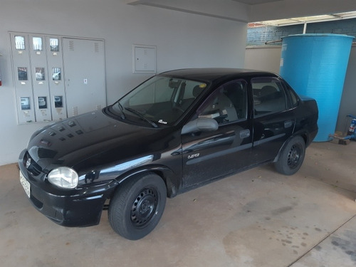 Imagem 1 de 5 de Chevrolet Classic Life 1.0 8v Basico