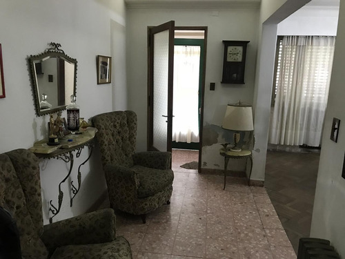 Imagen 2 de 10 de Casa En Venta En La Plata Calle 9 E/ 60 Y 61 - Dacal Bienes Raices