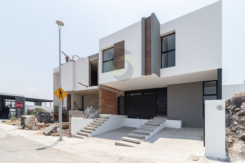 Casa En Zibatá De 208m2 De Construcción Y Roof Garden  Ig