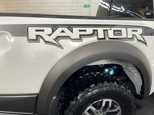 Imagen 7 de 15 de Ford Lobo Raptor 2018