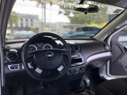 Imagen 7 de 11 de Chevrolet Aveo 1.6 Ls L4 At 2015