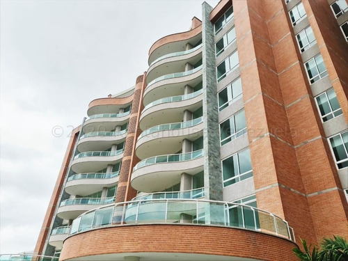 Apartamento Penthouse En Venta En El Mirador De Los Campitos Cr- 23-20845
