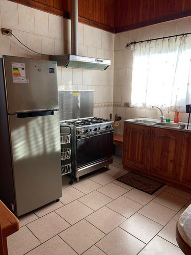 Imagen 10 de 30 de Se Venda Casa 5 Dormitorios Y 4 Baños. Pucón