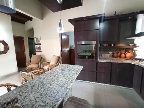 Imagen 7 de 14 de Jessica Medina Vende Casa En Cabudare Zona Mendera Sky Group