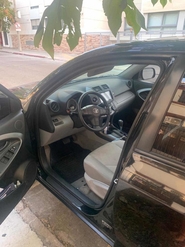 Toyota Rav4 2.4 4x2 At 2010