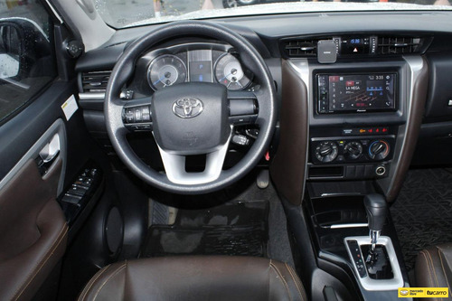 Toyota Fortuner Street Euro Iv