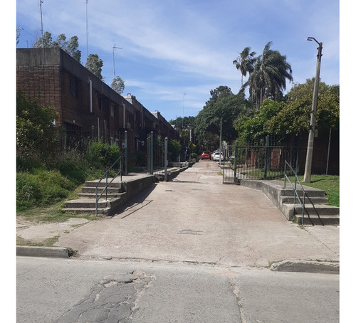 Unico Terreno 2500 M2 Dr. Pena Y Av. Garzon