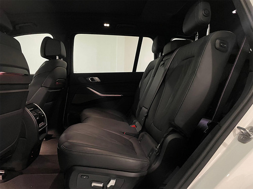 BMW X7 5p M50i V8/4.4/T Aut