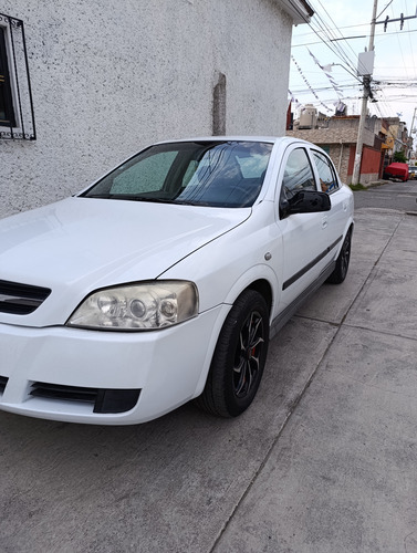 Chevrolet Astra 2.0 4p Básico M Mt