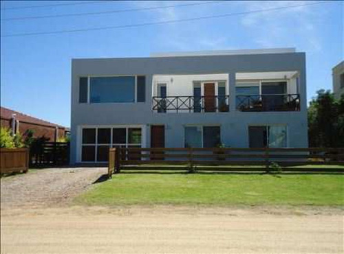 Imagen 1 de 20 de Casa En Venta De 4 Dormitorios En Tio Tom (ref: Lij-2067)