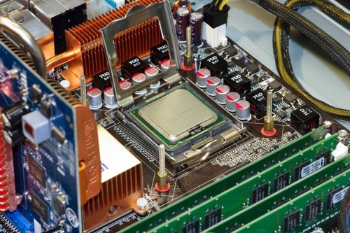 Processador Q9500 Core2quad + Brinde