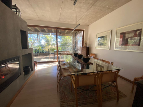 Moderna Casa En Condominio Alto Nogales. Machalí.