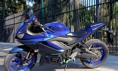Moto Deportiva Yamaha R3 2024