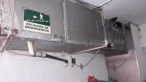 Imagen 12 de 14 de Mayra Ysabel Cedeño Vende Local Comercial En Av Bolivar, Maracay Cod 22-21714