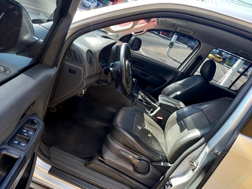 Imagem 9 de 20 de Volkswagen Amarok 2013 2.0 S Cab. Dupla 4x4 4p 140 Hp