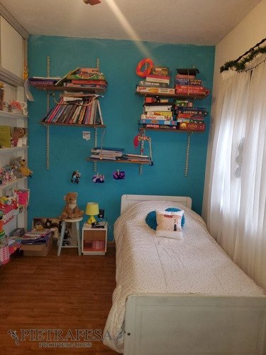 Imagen 15 de 22 de Casa En Venta, 4 Dormitorios, 2 Baños, Gran Fondo, Garaje, Verona, Carrasco Norte.