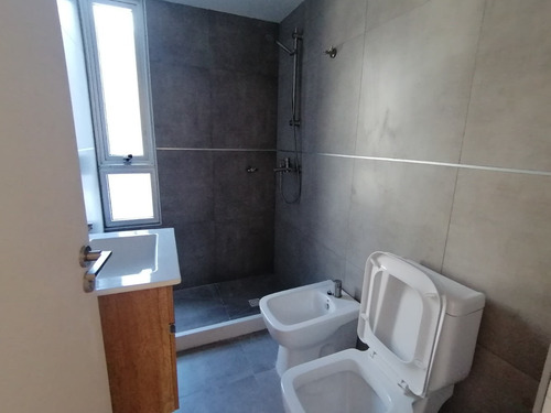 Venta Apartamento 2 Dormitorios, En Cordón!