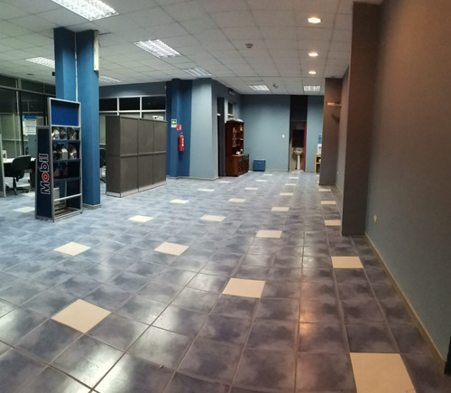 Local Comercial Inmejorable Ubicación, 2 Plantas Libres