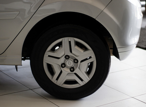 Imagem 11 de 11 de Chevrolet Onix Lt 1.0 2016 ( Baixa Km )