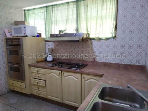 Imagen 8 de 19 de Julio Latouche Rentahouse Vende Casa En Campo Alegre Valencia 22-10335